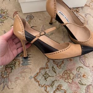 Vintage Manolo Blahnik heels size 38